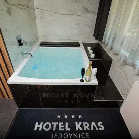 Hotel Kras Jedovnice Exterior photo