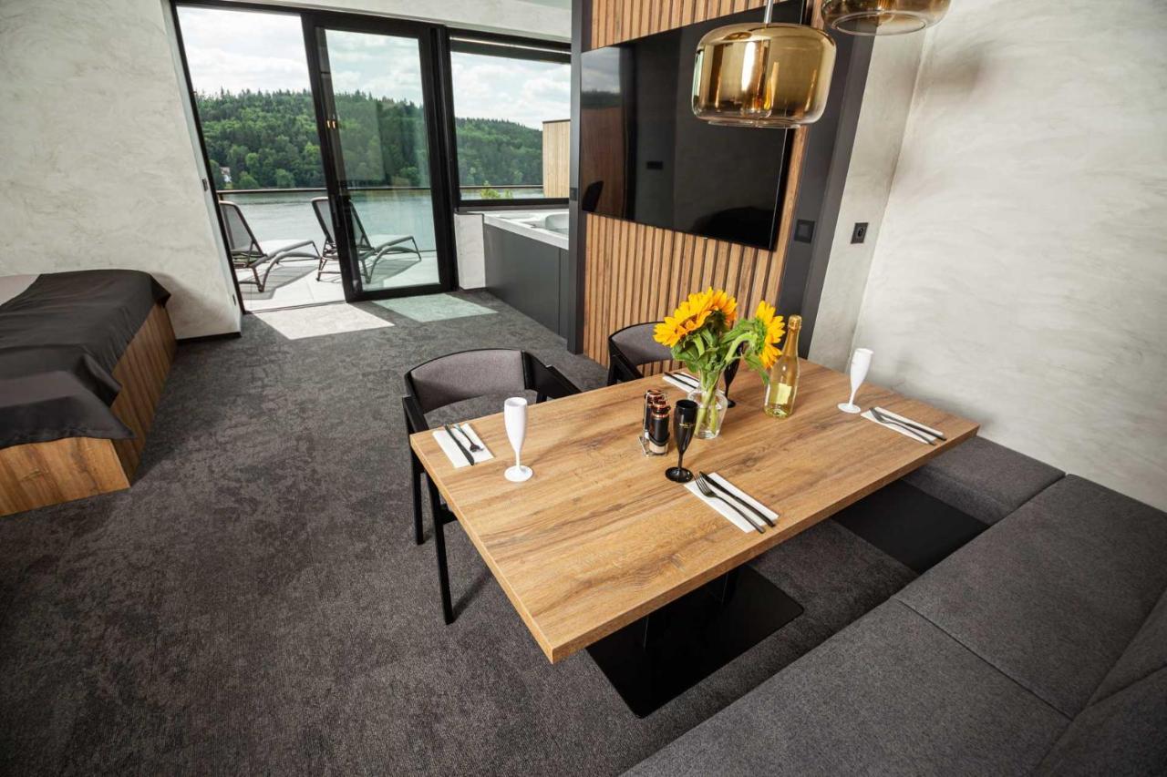 Hotel Kras 4*