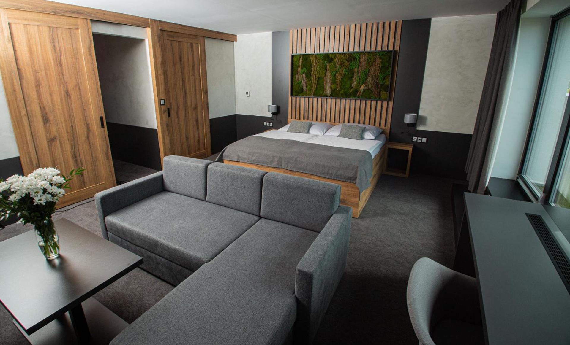 Kras Hotel 4*